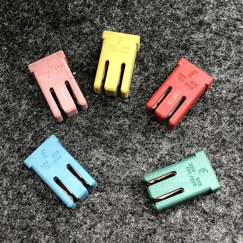 Kit Fusibili Per Auto Mini MCASE - 14 Pezzi - 15A A 60A - 32V - Set Ricambio Universale