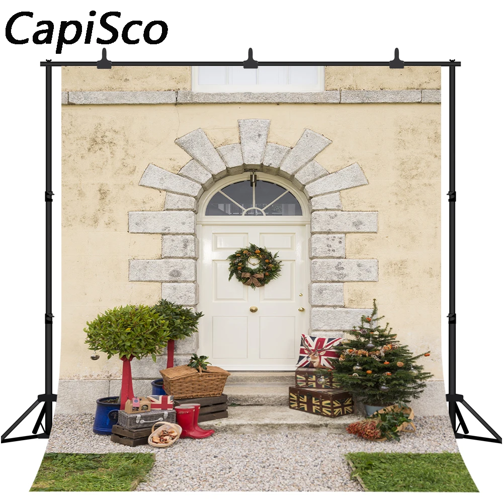 

Capisco Christmas Wood Door Tree Gifts Photography Background Wreath Xmas Decor Santa Claus House backdrop Photo Studio Props