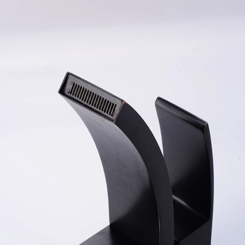2. Sink faucet black dragon head faucet Single Handle Shower Faucet Hole Decker cold water sink crane faucet s79-392