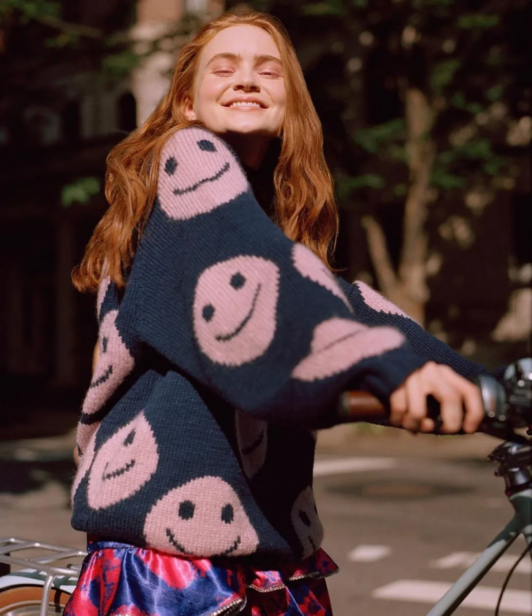 Зимний женский вязаный свободный свитер из чистой шерсти с круглым вырезом и рисунком улыбки