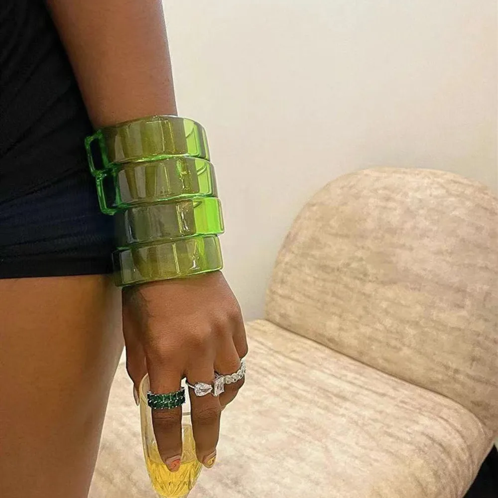 Fashion Acrylic Colorful Wide Open Bangle Bracelet Hand Jewelry for Women Resin Transparent Clear Geometric Cuff Bracelet