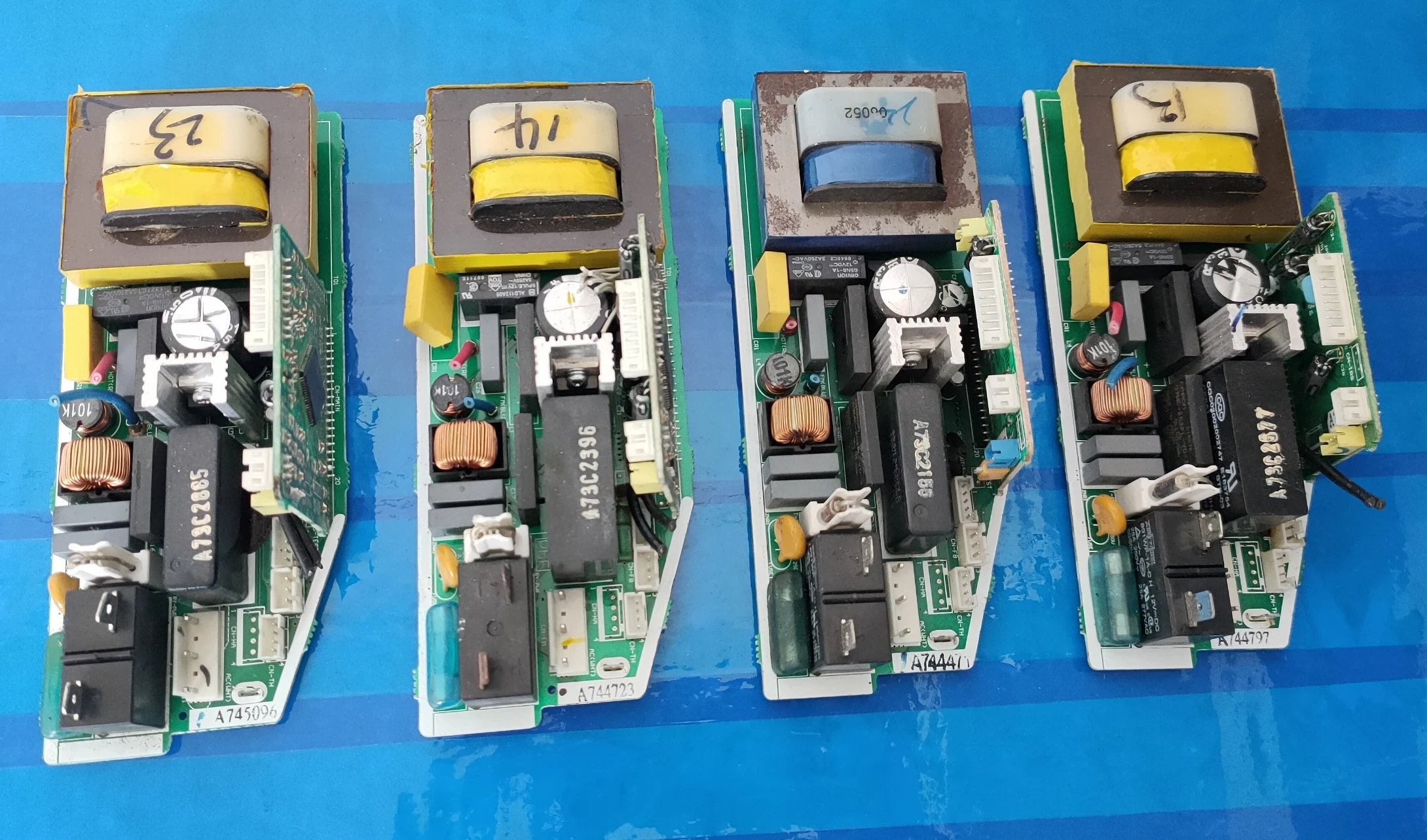 computador a743616 a743687 a745096 a712561 a74797 a74796 a712829 bom trabalho 02