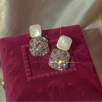 

Super flash high sense earrings 2020 new wave Korean temperament net red earrings exquisite elegant Trend Fashion Stud Earrings