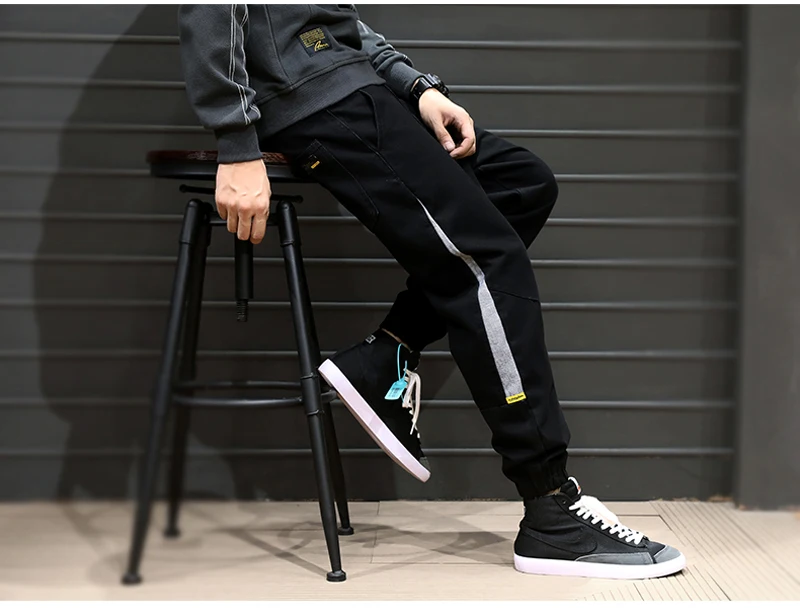 Модные уличные мужские джинсы высокого качества черного цвета свободного кроя с боковой полосой дизайнерские шаровары Маленькие ноги хип