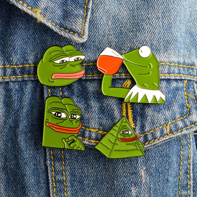 

WEISHUOLI Enamel pin Cute Funny Pepe The Frog Pepe frog eccentric expression micro chapter Brooch For Women