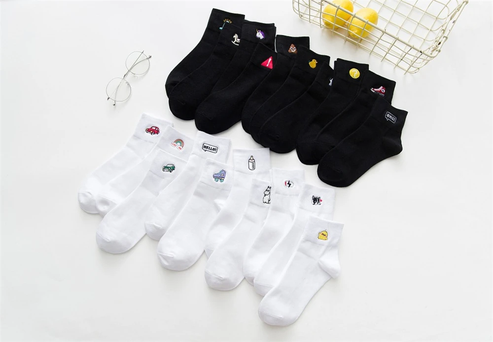 Women Socks Autumn Winter New Cotton Embroidery Cartoon Black White Tube Ladies College Wind Personality Casual Sports Sock