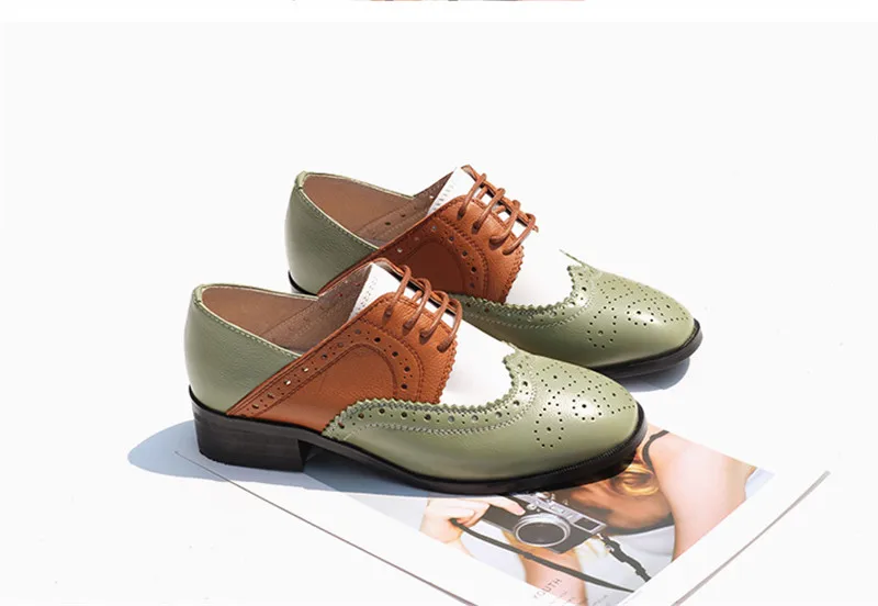 Spring 2020 New Genuine Leather Lace-Up College Women's Brogues Shoes Vintage Carved Single Oxford Shoes For Woman Plus Size 43 (18)