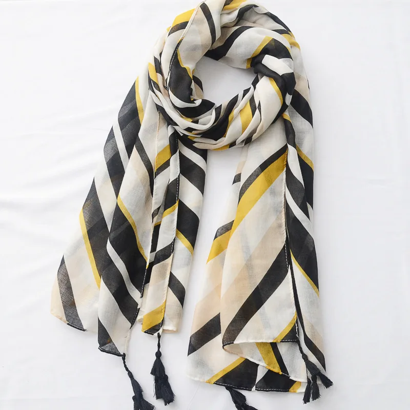 10881901223_1616066044