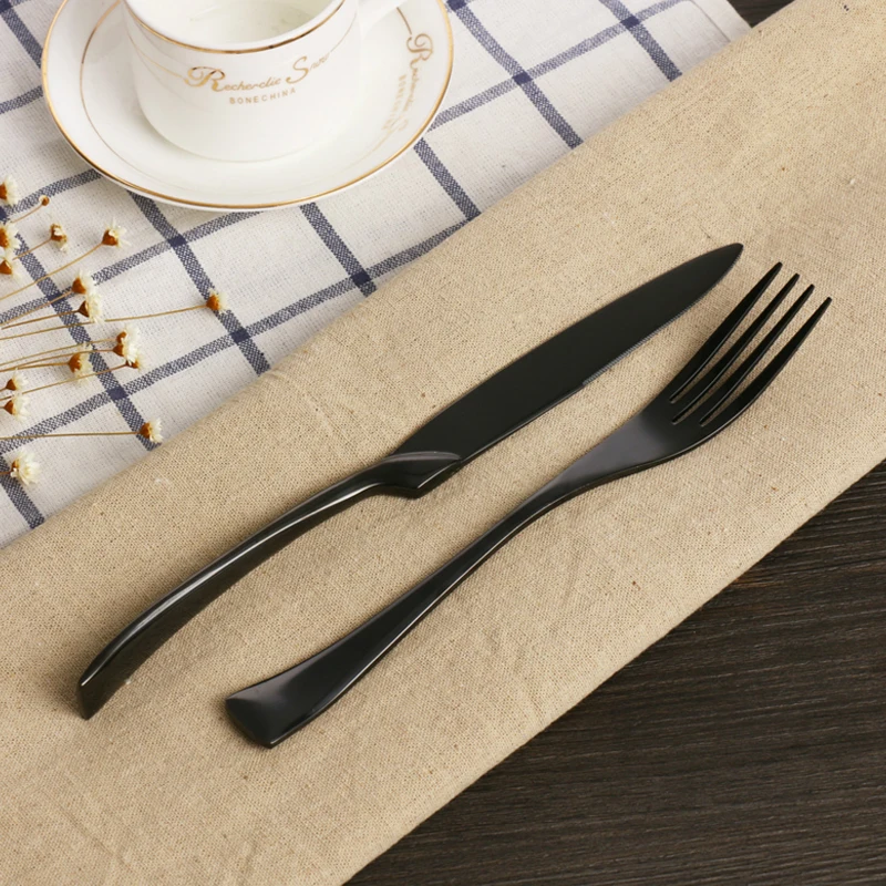Black cutlery4