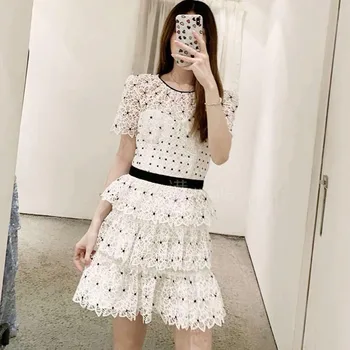 

Sp2020 First 22 Season Lace Hollow Out Wave Point Slim Fit Temperament Cake Short Skirt Women's Wear Dress 190476