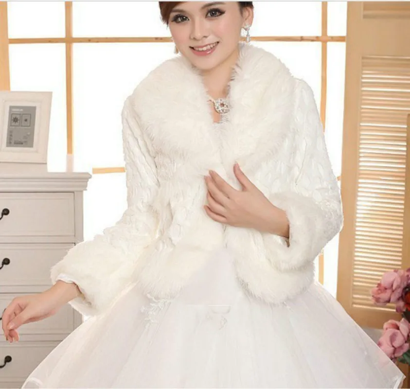 

Free Size Ivory Wedding Accessories Faux Fur Winter Wedding Coat Wrap Shrug Bolero Bridal Shawl