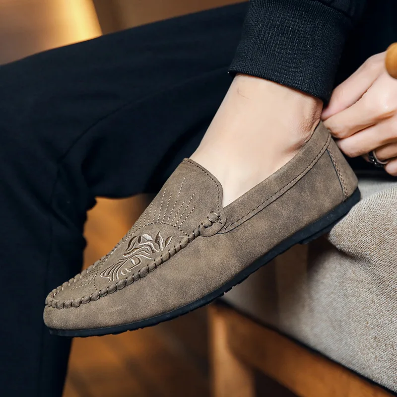 

Concise Leisure Men Loafers Solid Soft Comfy Flat Driving Shoes Spring Autumm Slip On Shoes
