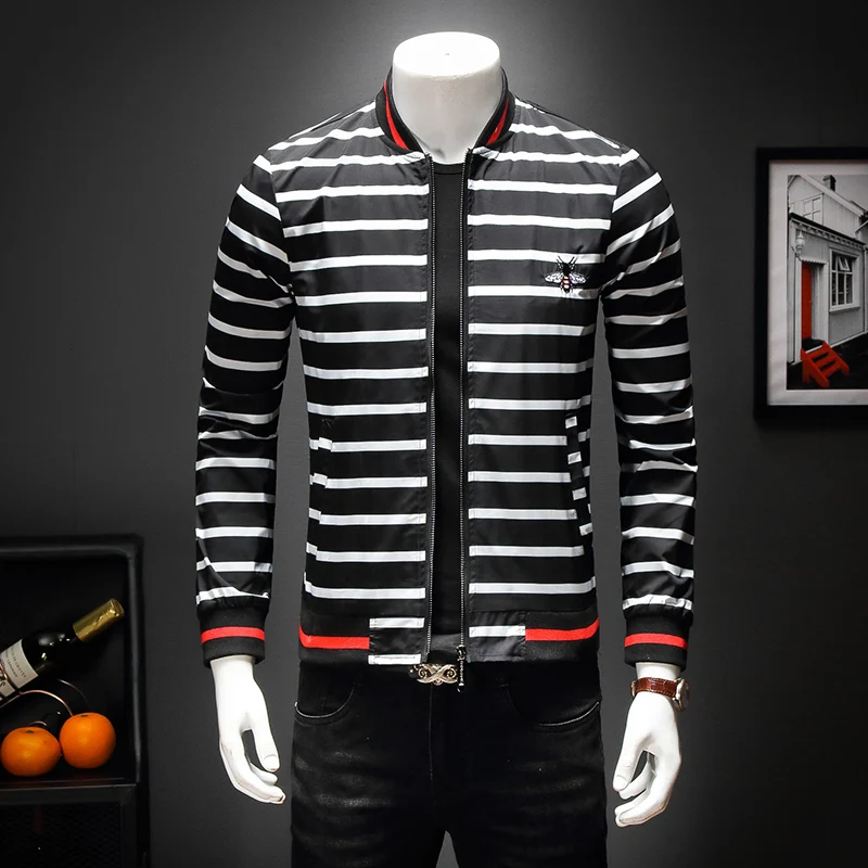 

Great Designer Men Bomber Jacket 2019 Famouse Brand Striped Style Mens Baseball Outerwear Coats Black Red M-4XL 5XL 2110