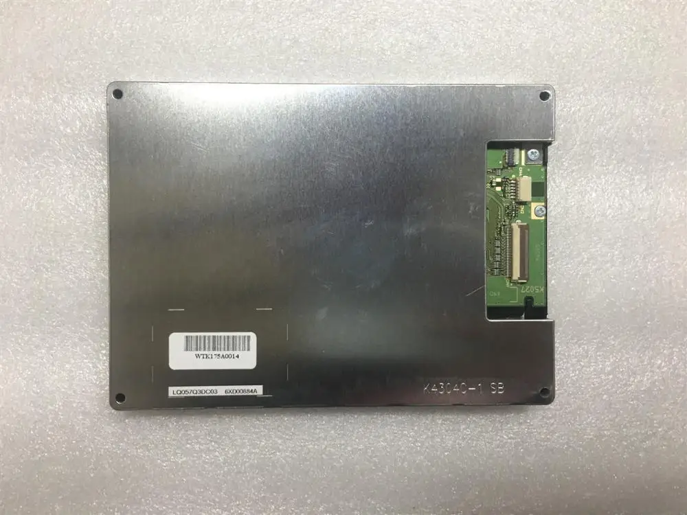 

LQ057Q3DC03 5.7 inch 320*240 LED Display Panel for Industrial Equipment