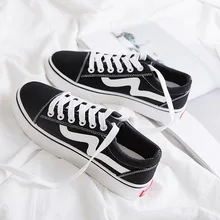 Новинка года; сезон осень; Черная парусиновая обувь в Корейском стиле; Студенческая обувь; маленькие белые уличные туфли; брендовые туфли белого цвета