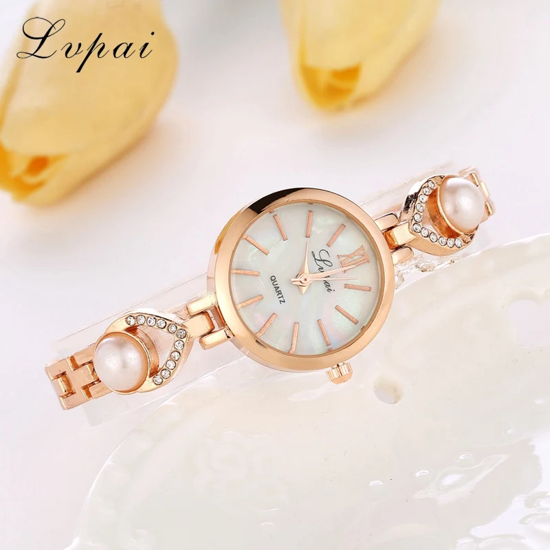 HTB1FWiRXoF7MKJjSZFLq6AMBVXaP