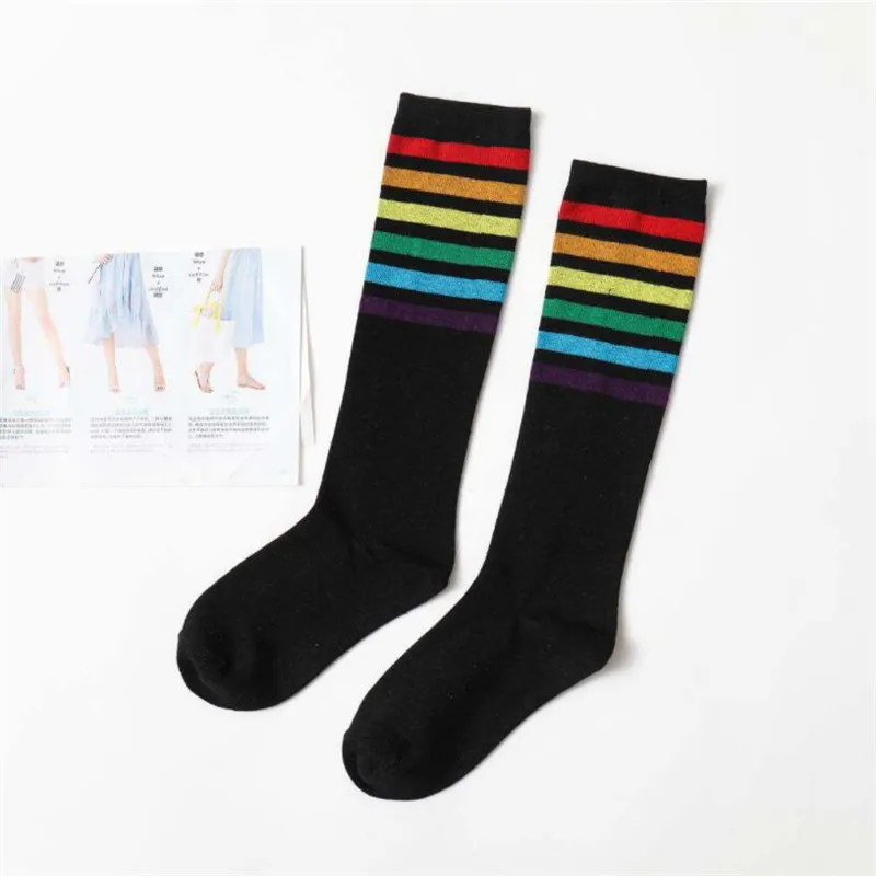 Новое поступление женские длинные носки Разноцветные полоски хлопок сексуальные радужные носки студенческий стиль вечерние уличные danci - Цвет: Черный