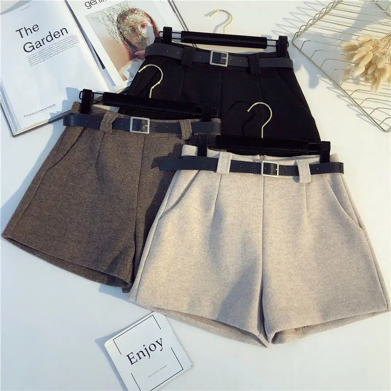AREQW Autumn Winter High Waist Shorts for Women Casual Warm Booty Shorts with Belt