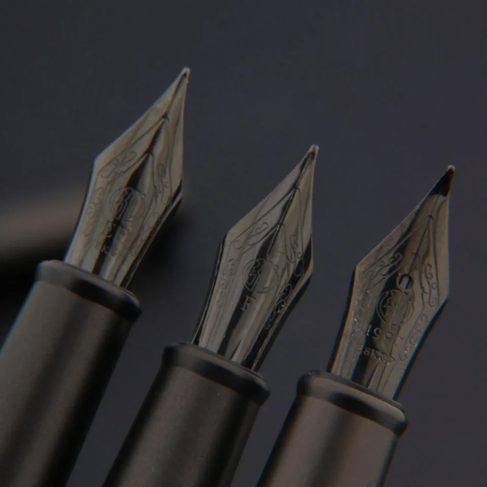 チタン製 万年筆 Hongdian1850シリーズライティングアダプテーションスピンブラック