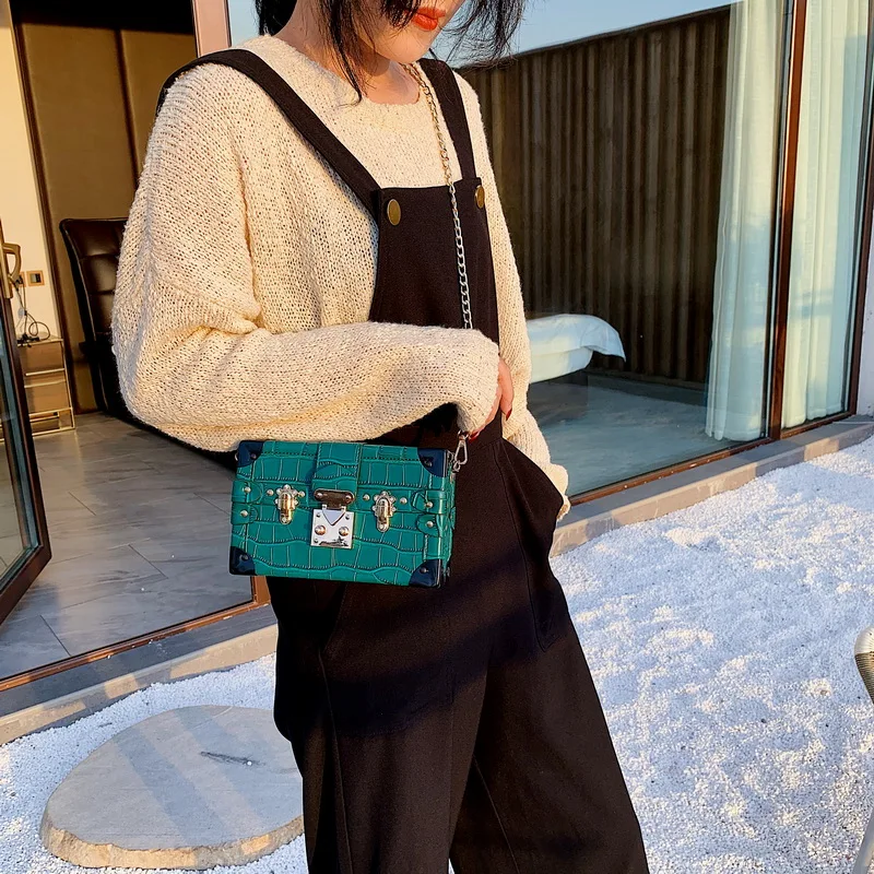 Модная маленькая сумочка в форме коробки для девочек, модная сумка через плечо с цепочкой, роскошные сумки, женские сумки, Дизайнерские клатчи