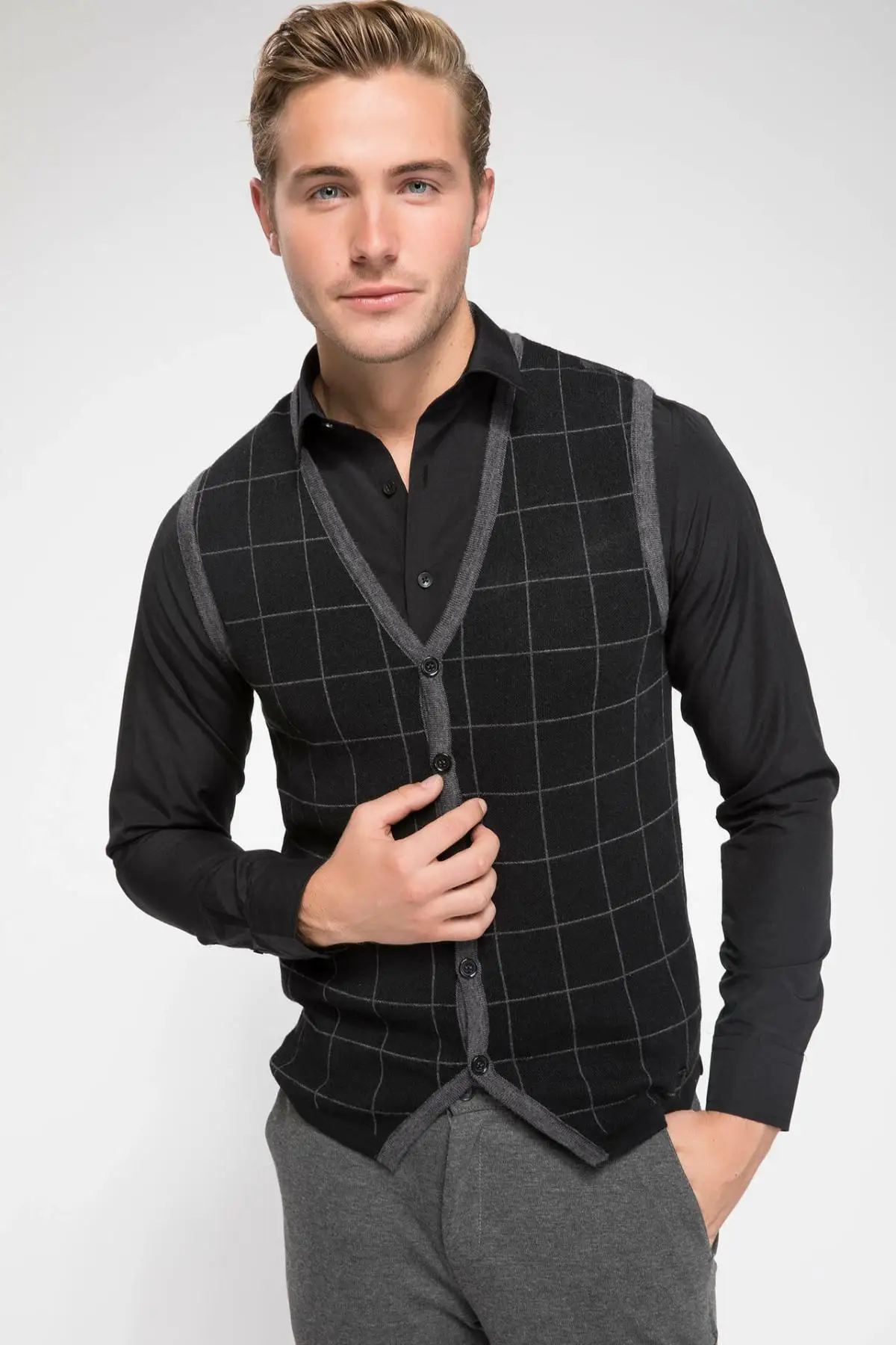 

DeFacto Men Formal Gentleman Vest Solid Color Men Cotton Business Waistcoat Fit Formal Sleeveless Black Jacket Vest-J3256AZ18AU