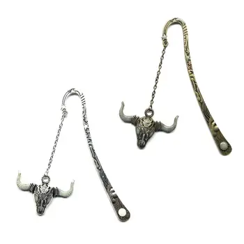 

Bull Demon Domineering Cow Head Pendant Retro Luminous Bookmark Retro Metal Stars Moon Engraving Pattern Elegant