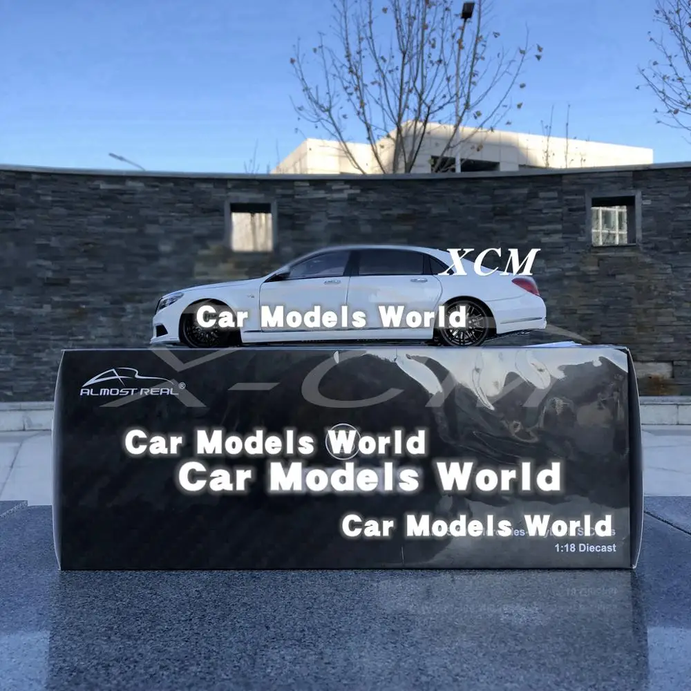 Литая модель автомобиля почти для настоящего 900 S Class 1:18 (белый) + маленький