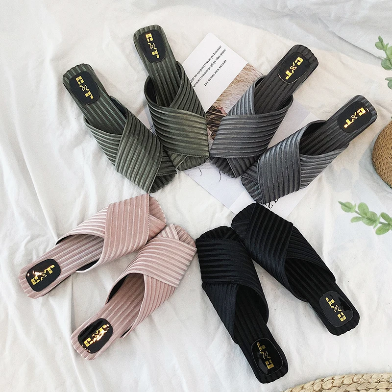 

Luxury Slides Shoes Without Heel Ladies' Slippers Peep Toe Low Designer Flat Summer 2019 Soft Fashion
