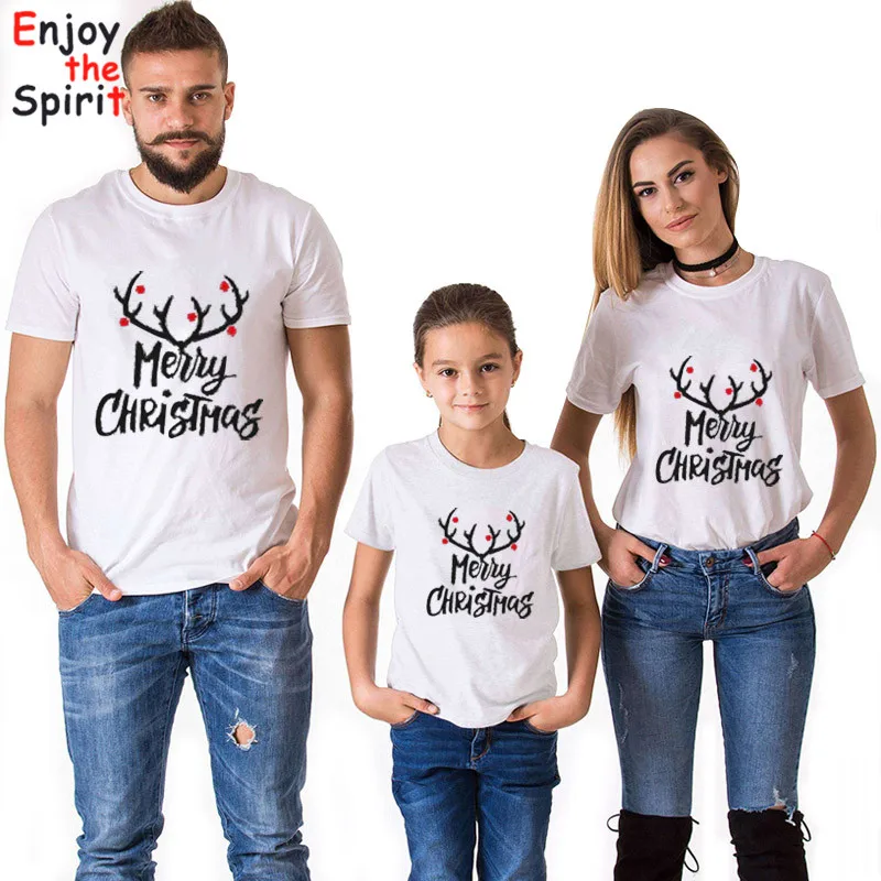 

Matching Family Christmas Tshirt Dad Mom Son Daughter Deer Cartoon Tee Shirt Look Soft Cotton Clothes O Neck Casual Fashion
