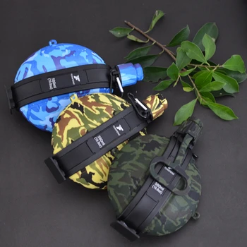 

Outdoor Camouflage Sports Bottles Creative Folding Silica Gel Fashioned Portable Multifunction Compass Design Water Bottle 580ML