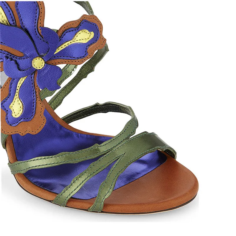 834-10132-J000084367_CANYONMIX_ALT03