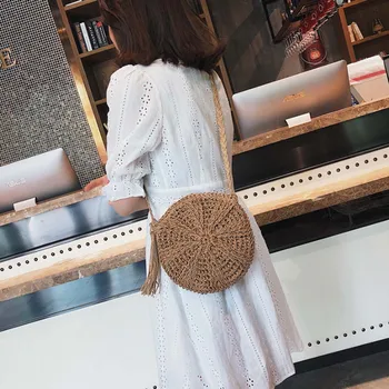 

Fashion Round Woven Crossbody Bag Summer Women Straw Woven Beach Shoulder Bag Tassels Handmade Circle Bohemia Messenger Handbag