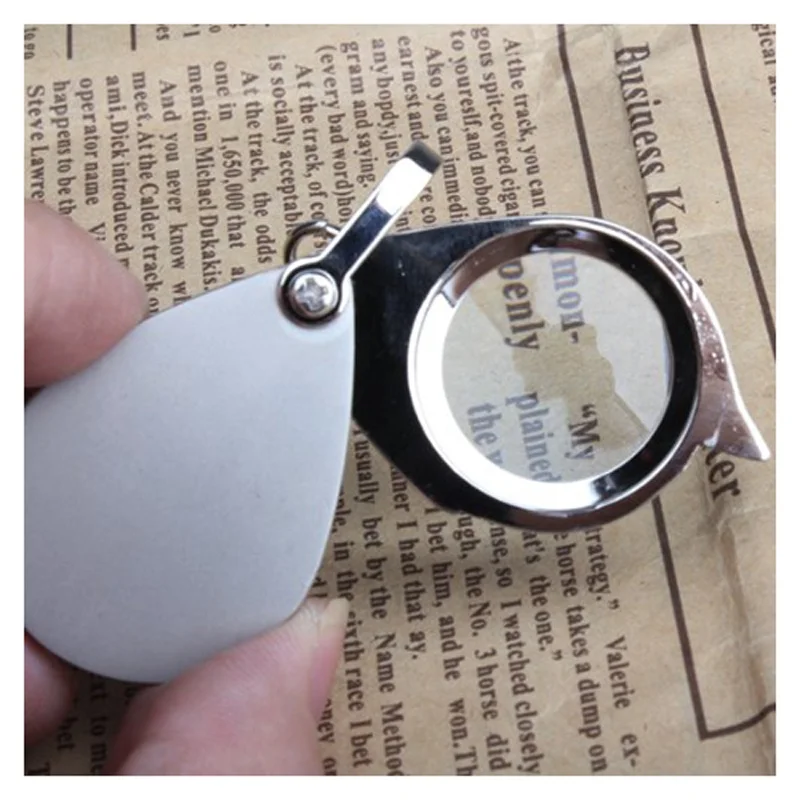 New-30mm 3X Карманный складной лупа увеличительное стекло для чтения лупа с цепочкой для ключей серебро