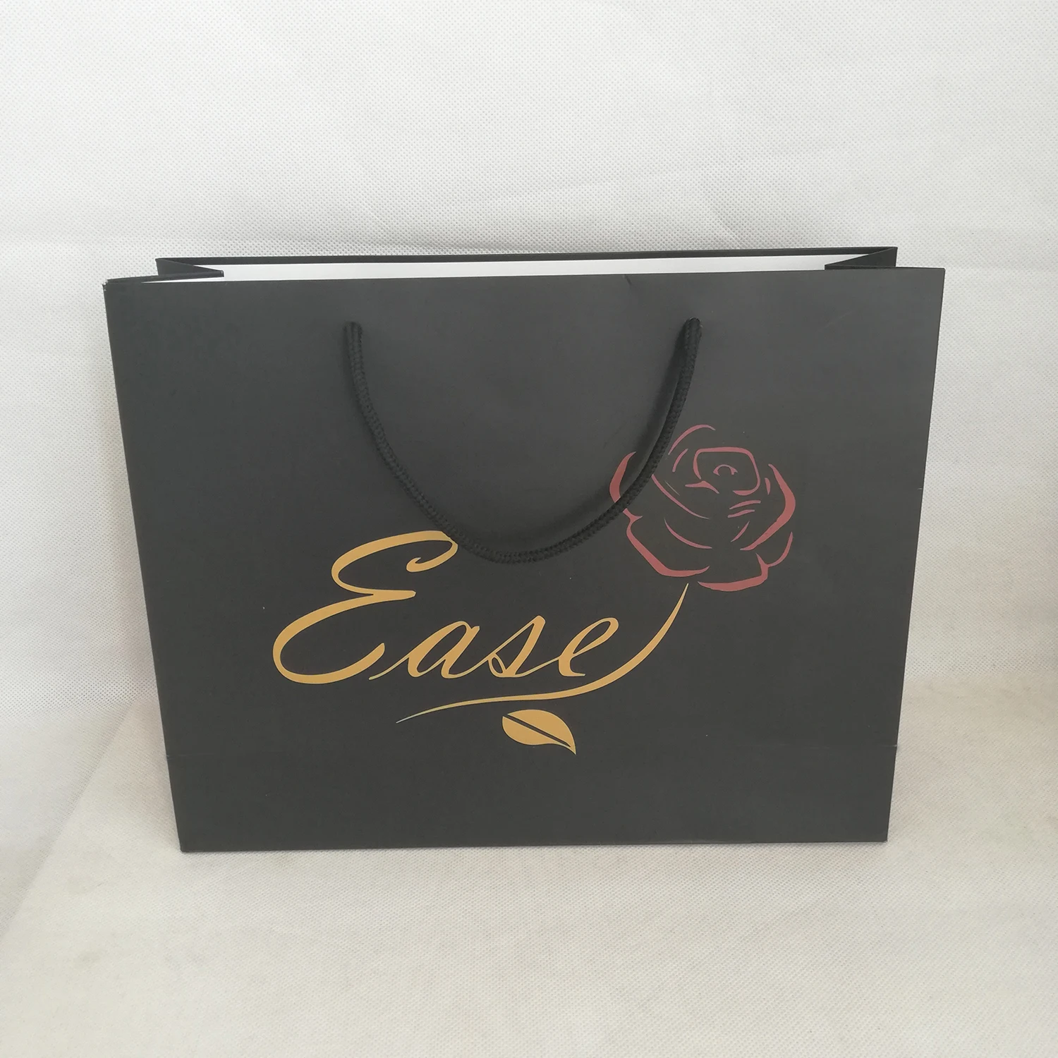 1000 шт/Партия промо бумажные сумки с логотипом для покупок на заказ графика и специальное сообщение многоразовые перерабатываемые персонализированные сумки для хранения