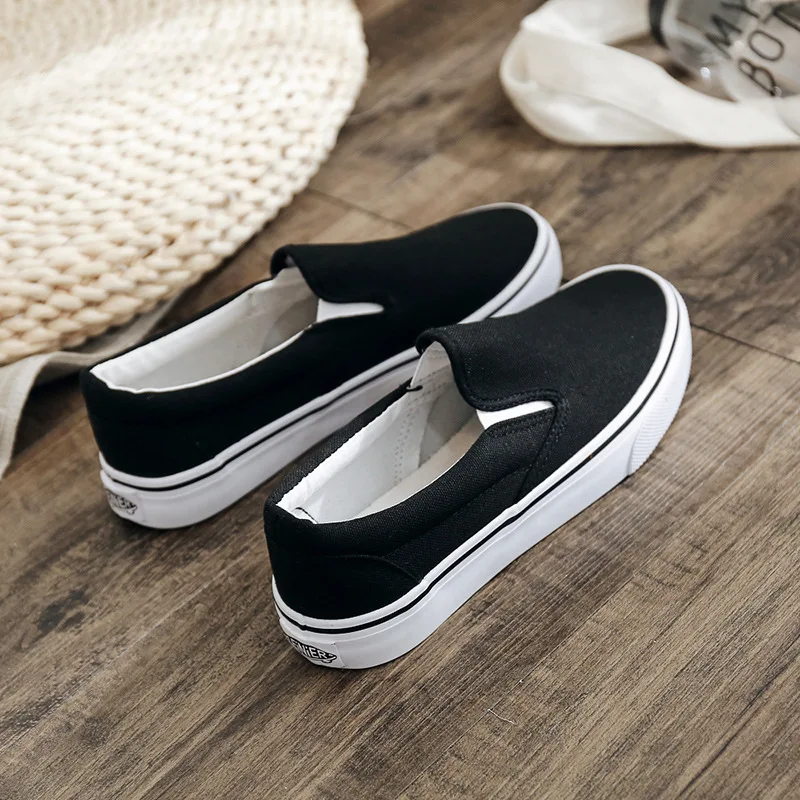 Hand-painted Canvas Shoes White Shoes Loafers Korean Casual Wild Spring Trend Men and Women Couples Student Elastic Shoes