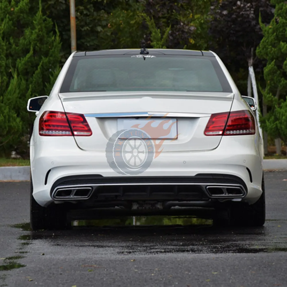 Для E63 AMG стиль PP задний диффузор для Mercedes W212 E класс E300 подтяжка лица- с наконечниками выхлопной трубы из нержавеющей стали