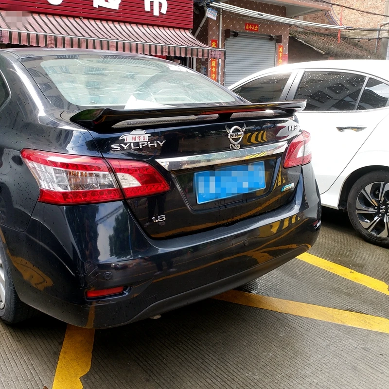 Большой треугольный спойлер 2013 2014 2015 для Nissan Almera Sylphy красный стоп сигнал высокое