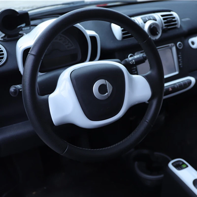 DIYUCAR Autocollant décoratif pour volant de voiture en plastique ABS pour  Mercedes-Benz Smart 451 Fortwo 2009-2015