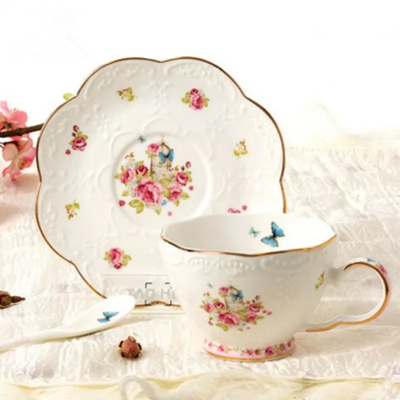 

European bone china coffee cup set embossed pastoral afternoon tea tea set high-end creative ceramic English red tea cupLB031002