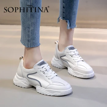 

SOPHITINA Brand Sport Flats Women Concise Light Round Toe Street Mixed Colors Fashion Flats Convenient Lace Up Shoes Women MO518