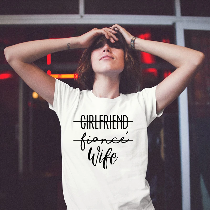Женская футболка для медового месяца новая с надписью Girlfriend Fiance Wife подарок на