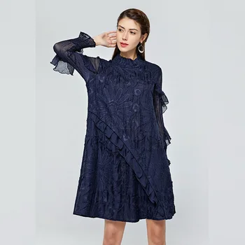 

LANMREM 2020 New Spring Stand Collar Mid-length Print Mesh Dress Women Streetwear Loose Office Lady Pullover Pleated Dress PD607