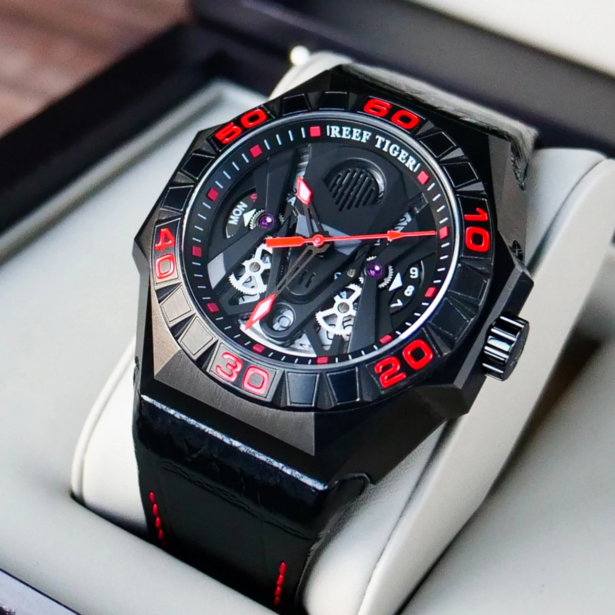 Reef Tiger/RT Limited Watch Men Automatic Mechanical All Black Red Skeleton Waterproof  Leather Strap Relogio Masculino RGA6912