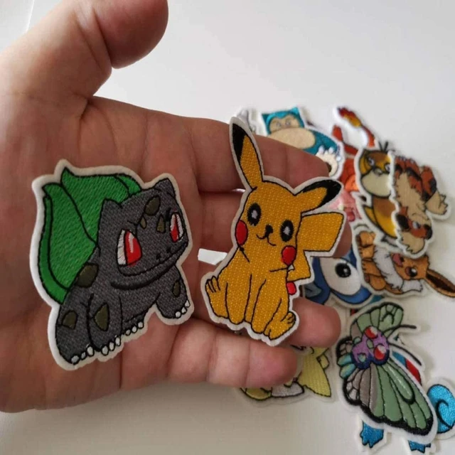 Pokemon pikachu patch de tecido, patches bordados, ferro na roupa, desenhos  animados, diy, decoração das crianças, adesivos - AliExpress