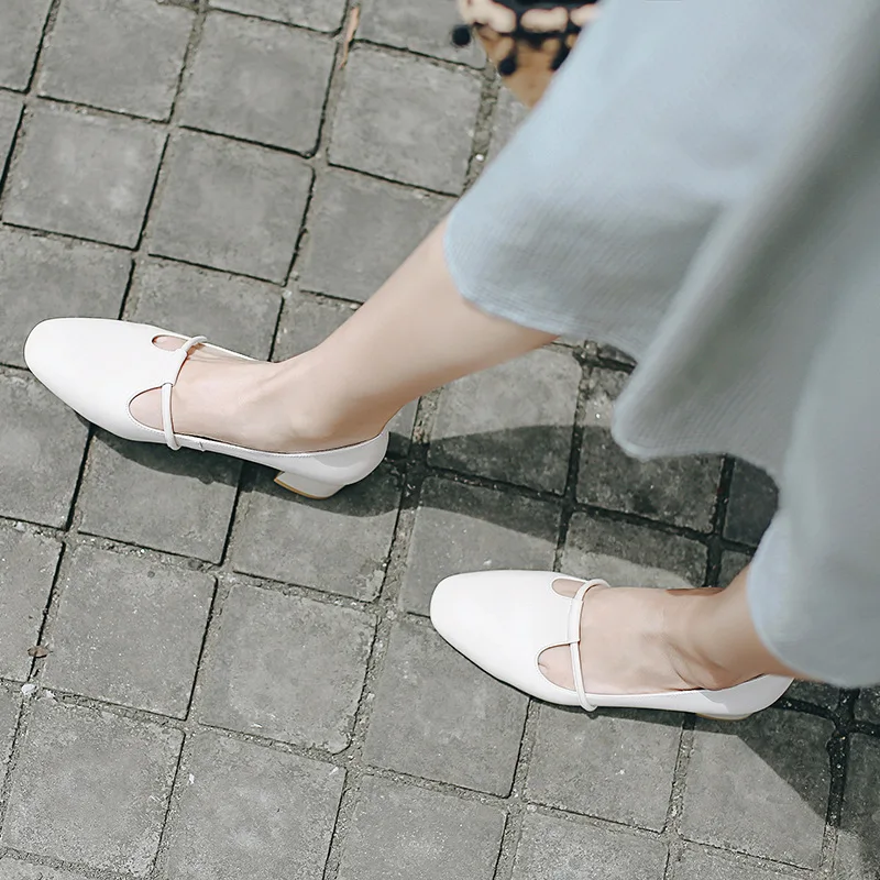 

2010 Spring New Style Retro Fashion Semi-high Heeled Shoes Women's Comfortable Versatile Low-Cut Chunky-Heel Shoes Square Head S