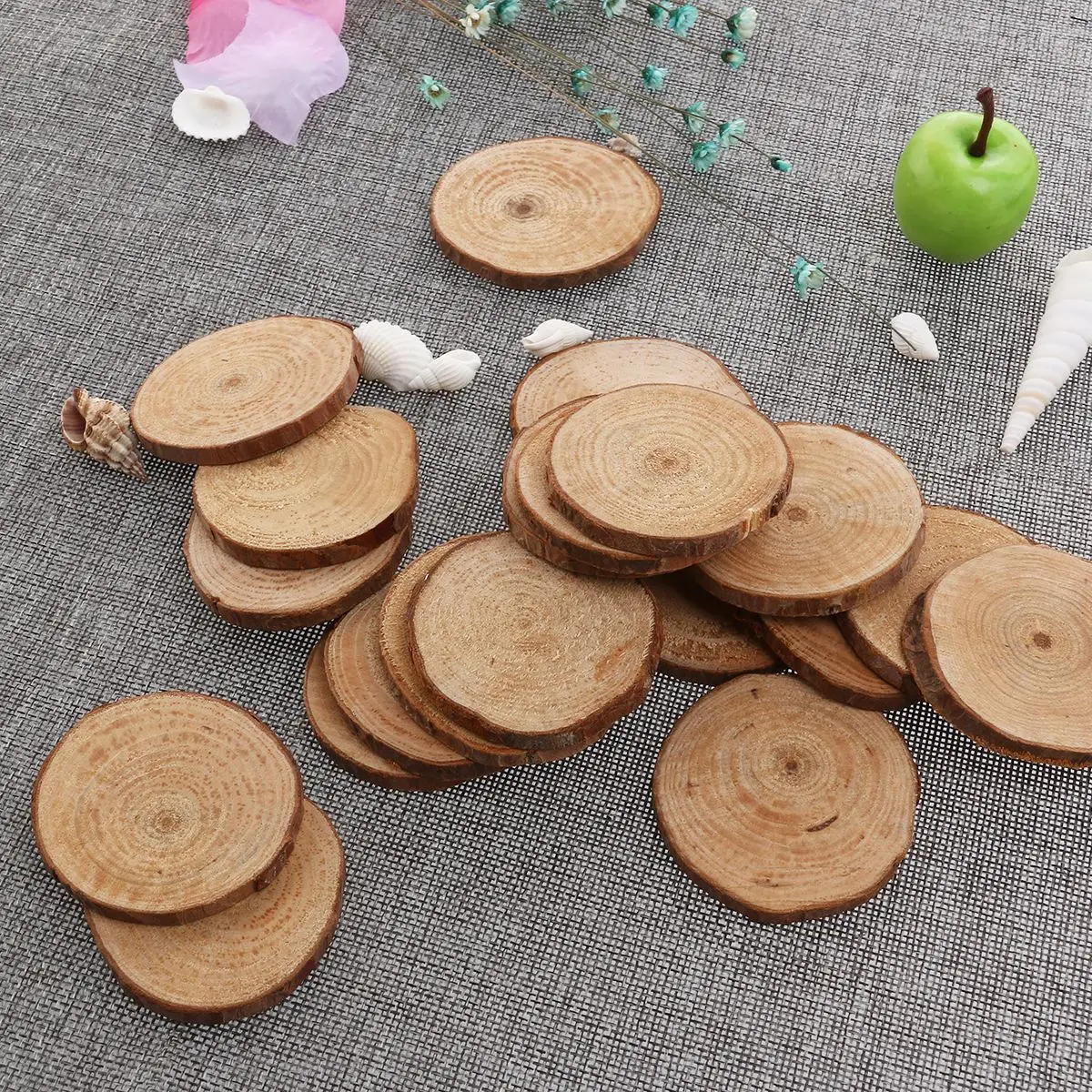 Round Wood Piece Photography Prop DIY Creative Simple Photo Prop Wood Piece With Desiccant for Wedding Festival Party 100pcs