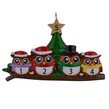

Owl family of 4 polyresin glossy personalized Christmas ornaments with green tree golden star for decorative crafts