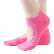 2 Pair Women Sports Yoga Socks Anti Slip Silicone Low Cut Sports Socks for Yoga Pilates Barre Ballet Gym Dance with Grips