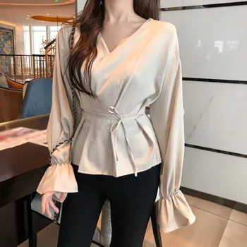 

2019 Lady Elegant Autumn Blouse V-Neck Shirt Vinatge Trumpet Sleeves Tops Casual Belt Bottoming Blouse