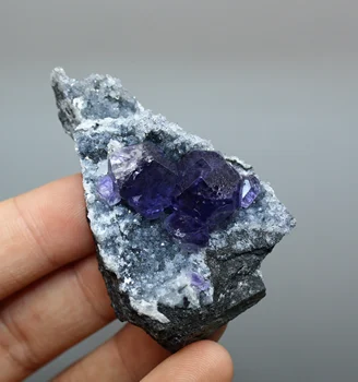 

34g Natural Polyhedral Tanzanite Purple fluorite cluster mineral crystal specimens Stones and crystals Healing crystal